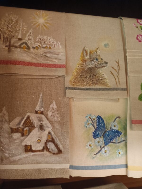 Tea towel, corsie e runner dipinti a mano - immagine 3